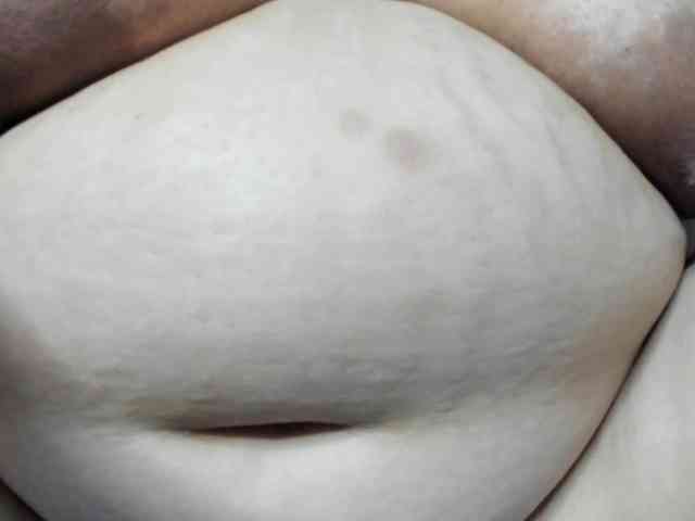 AlondraZaens webcam