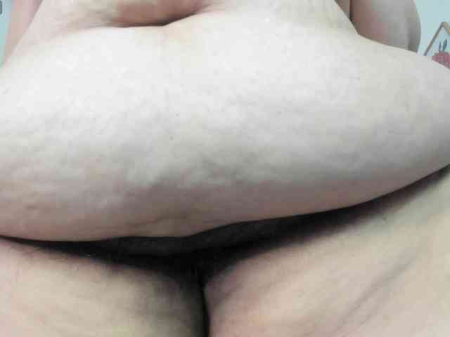 AlondraZaens webcam