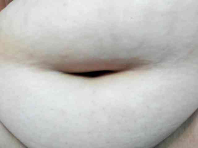 AlondraZaens webcam