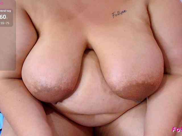 AlondraZaens webcam