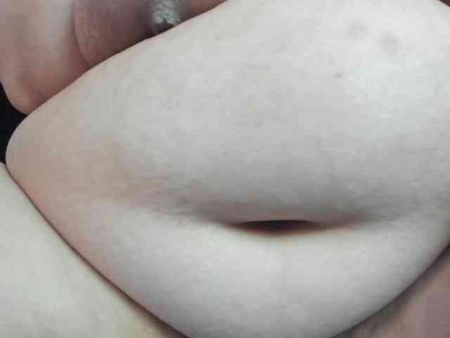 AlondraZaens webcam
