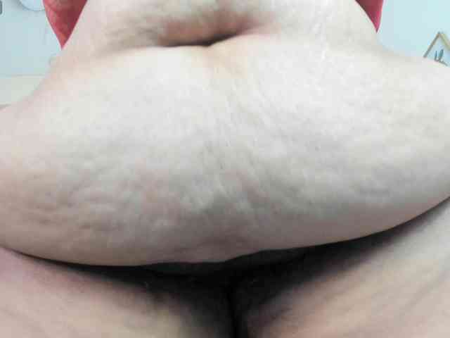 AlondraZaens webcam
