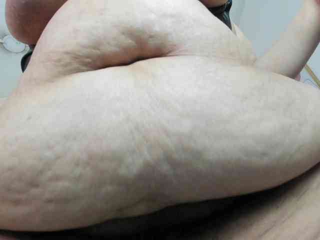 AlondraZaens webcam