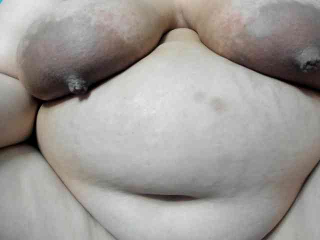 AlondraZaens webcam