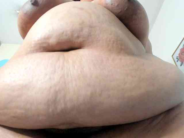 AlondraZaens webcam
