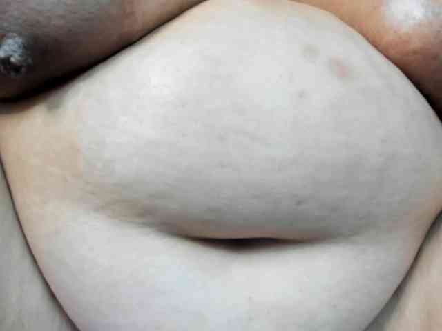 AlondraZaens webcam