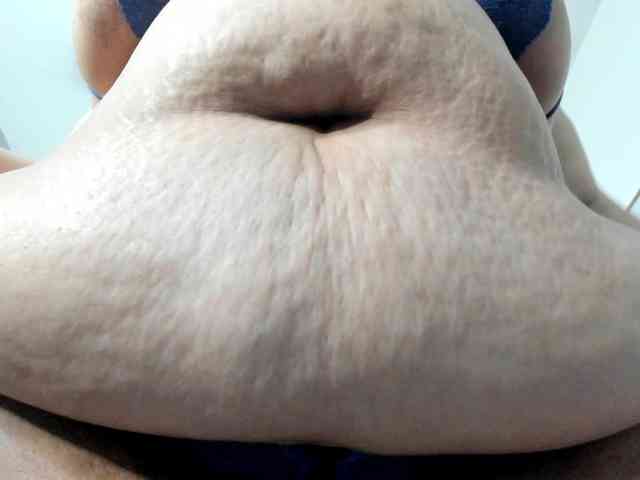 AlondraZaens webcam