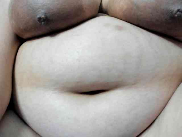 AlondraZaens webcam