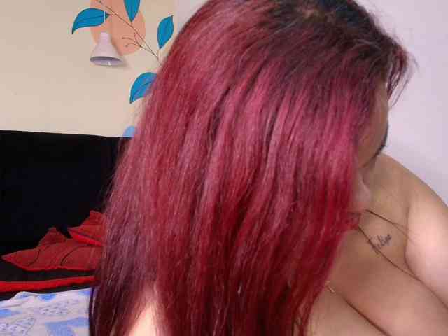 AlondraZaens webcam