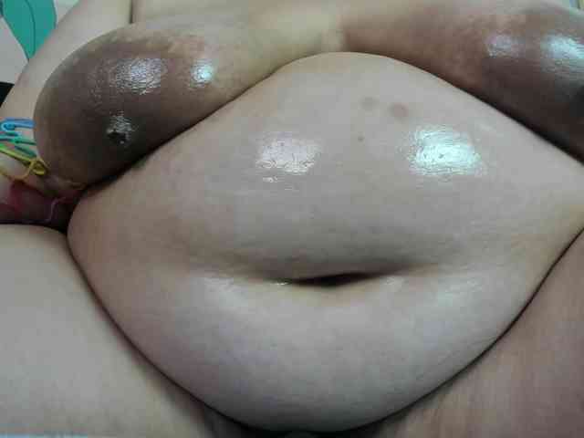 AlondraZaens webcam