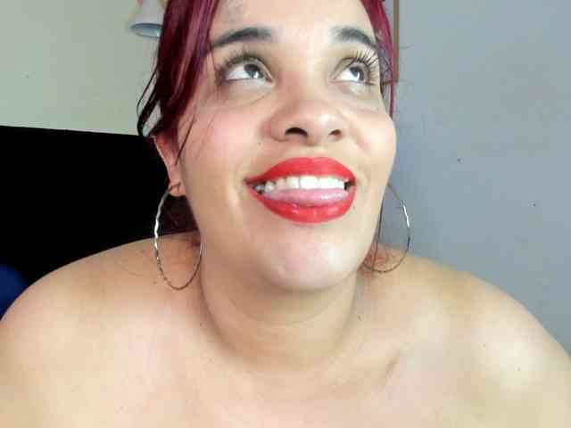 AlondraZaens webcam
