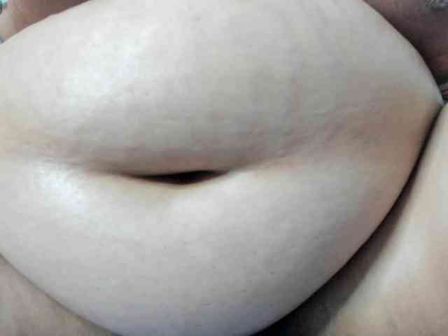 AlondraZaens webcam