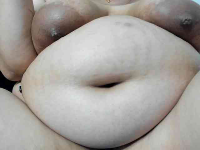 AlondraZaens webcam