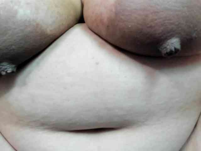AlondraZaens webcam