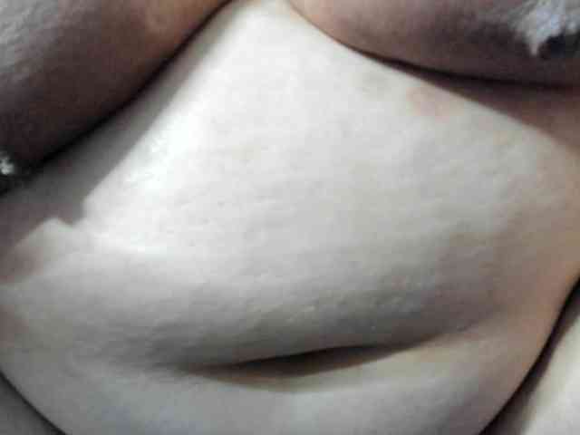 AlondraZaens webcam