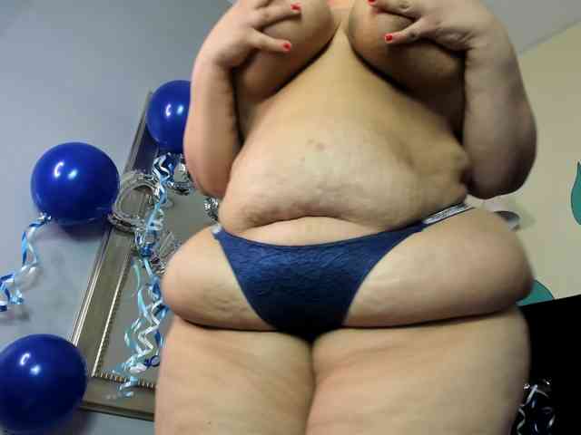 AlondraZaens webcam