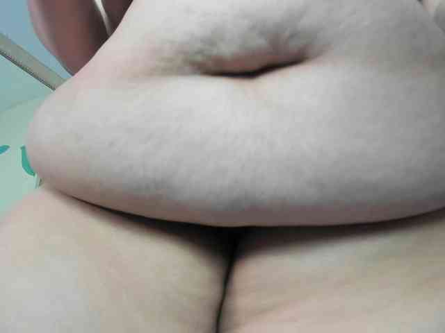 AlondraZaens webcam