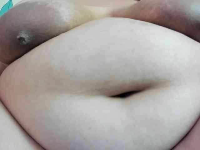 AlondraZaens webcam
