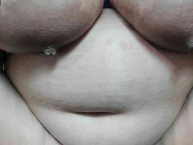 AlondraZaens webcam