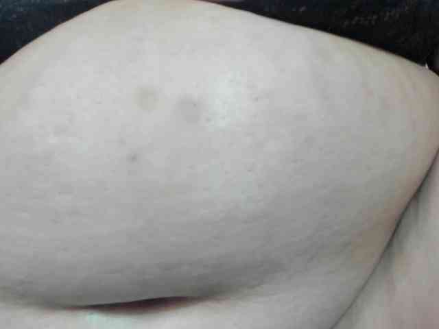 AlondraZaens webcam