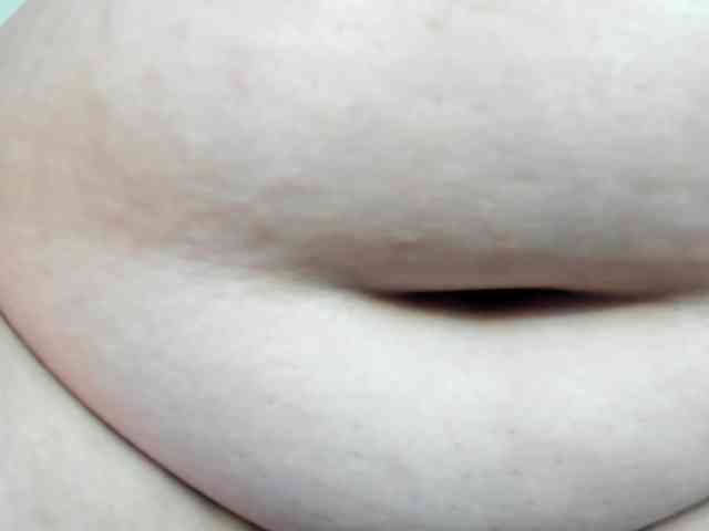 AlondraZaens webcam