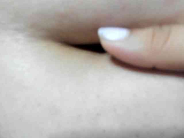 AlondraZaens webcam