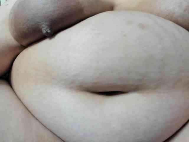 AlondraZaens webcam