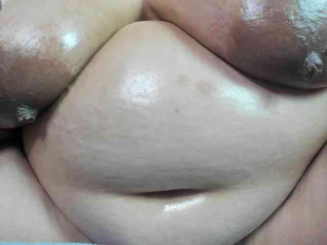 AlondraZaens webcam