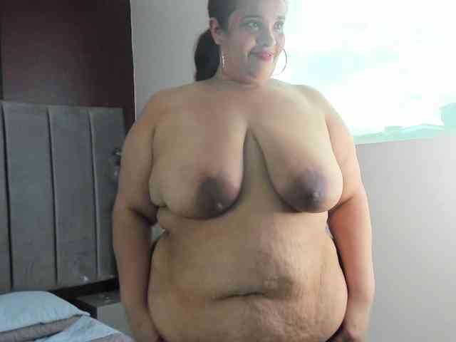 AlondraZaens webcam