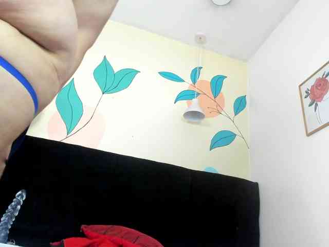 AlondraZaens webcam