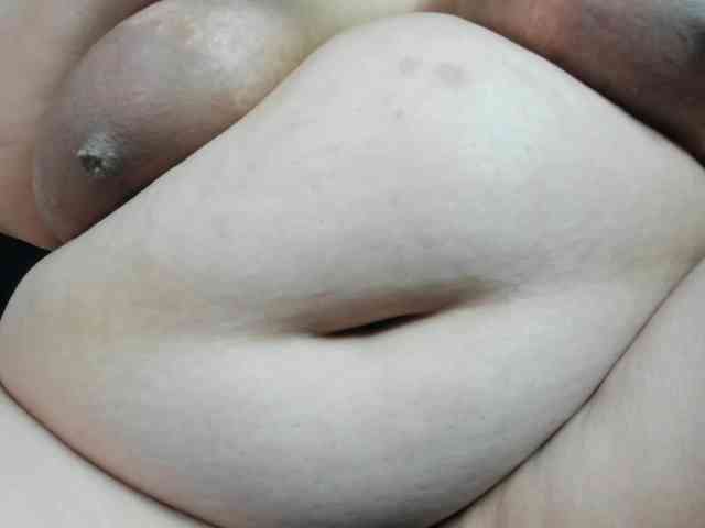 AlondraZaens webcam