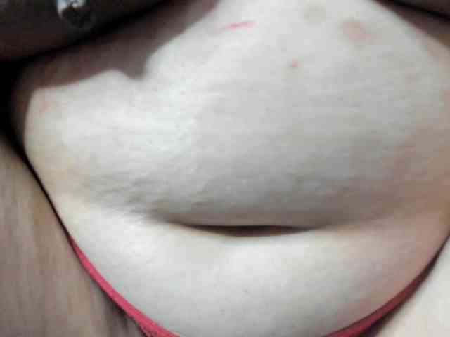 AlondraZaens webcam