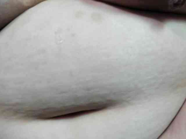 AlondraZaens webcam
