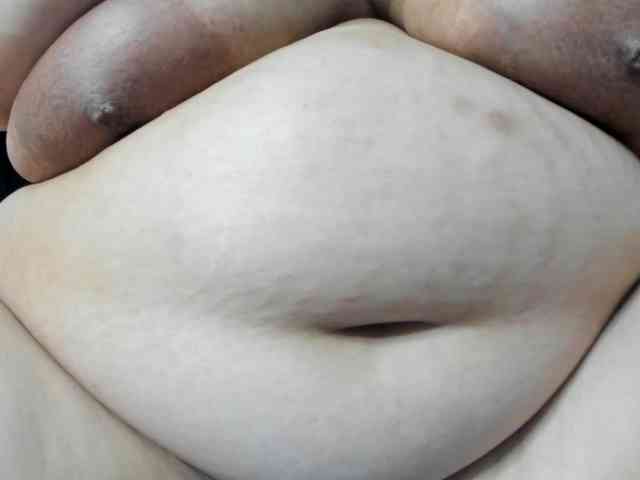 AlondraZaens webcam