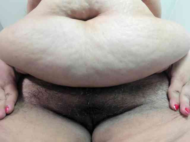 AlondraZaens webcam