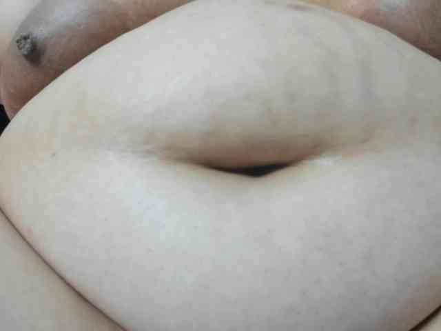 AlondraZaens webcam