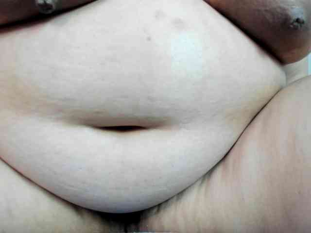 AlondraZaens webcam