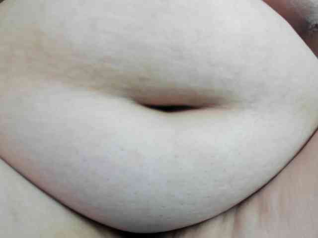 AlondraZaens webcam