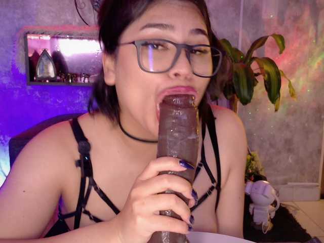 Ada-andDamian live cam on BongaCams