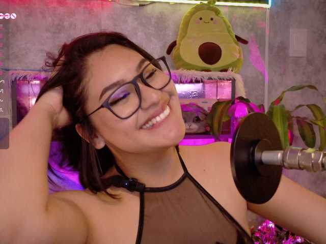 AdaKolex live webcam show