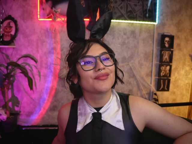 Ada-andDamian live cam on BongaCams