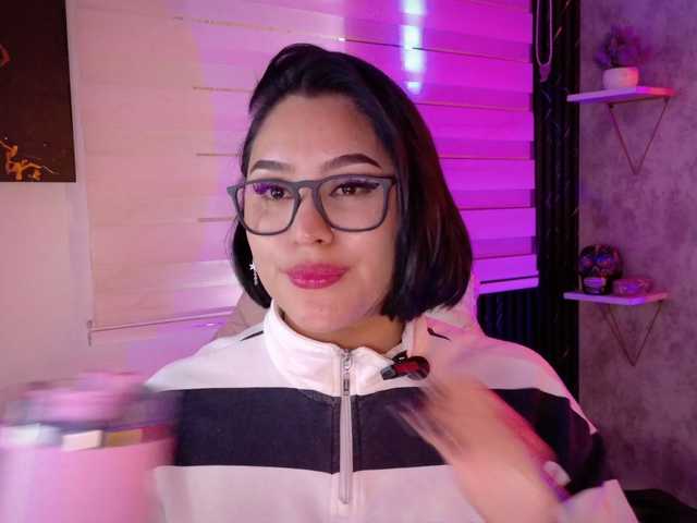 Ada-andDamian's BongaCams show and profile