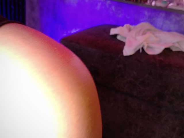 Ada-andDamian live cam on BongaCams