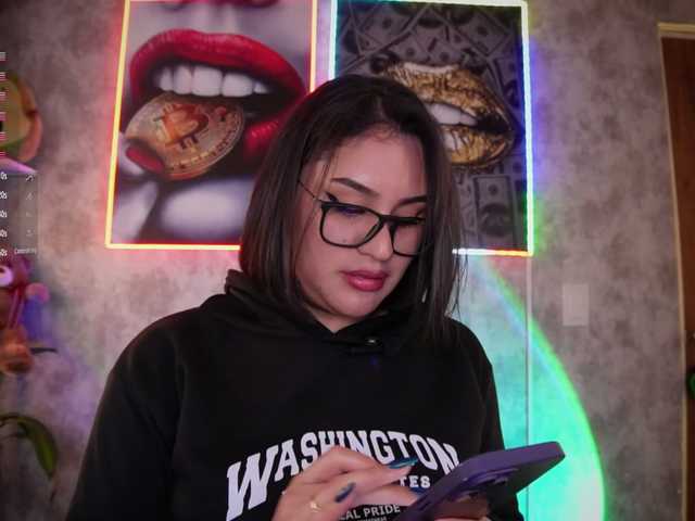 Ada-andDamian live cam on BongaCams