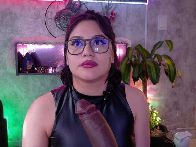 Ada-andDamian live cam on BongaCams