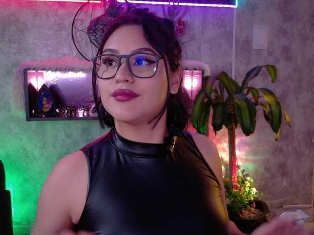 Ada-andDamian live cam on BongaCams