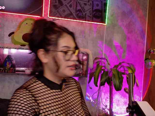 Ada-andDamian Sex Cam Show