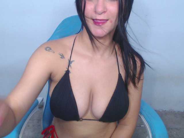 hotcollege29 live cam on BongaCams