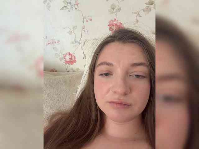 IamLovenda webcam