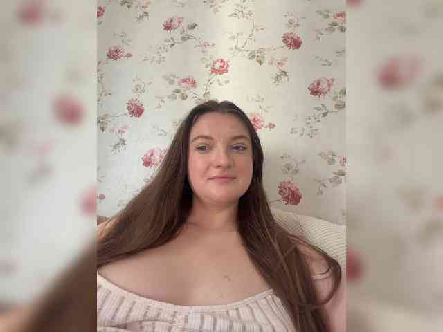 IamLovenda webcam